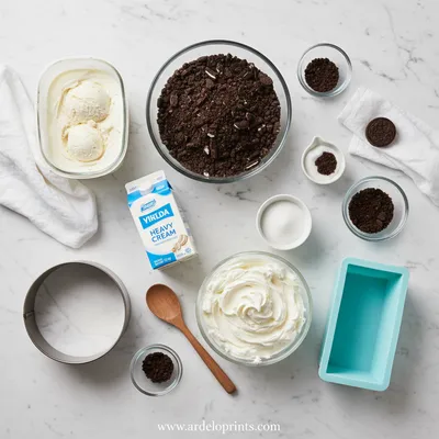 Cookies and Cream Ice Cream Cake - cooking process